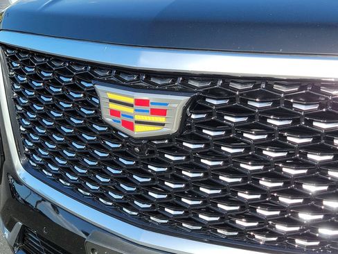 Used 2025 Cadillac Escalade ESV Premium Luxury w/ LPO, Floor Liner Package image 8