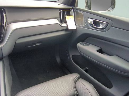 New 2026 Volvo XC60 B5 Ultra w/ Climate Package AWD/4WD image 14