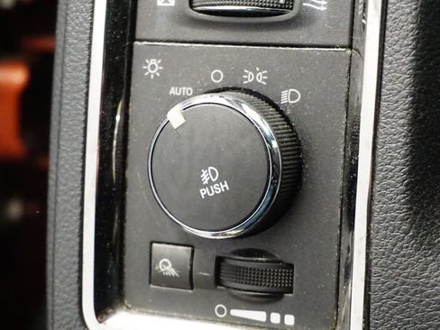 Used 2013 RAM 1500 Sport w/ Sport Premium Group image 24