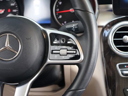 Used 2022 Mercedes-Benz GLC 300 image 21