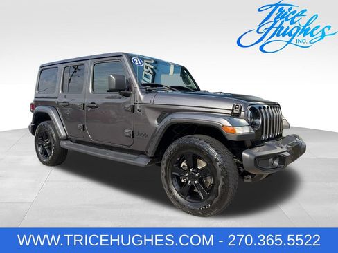 Used 2021 Jeep Wrangler Unlimited Sahara AWD/4WD image 1
