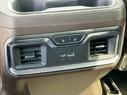 Used 2025 GMC Sierra 1500 Denali w/ Technology Package AWD/4WD image 26