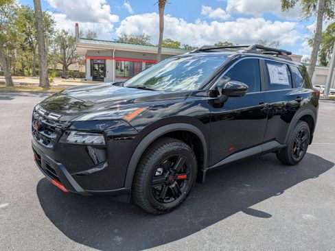 New 2026 Nissan Rogue SV AWD/4WD image 8