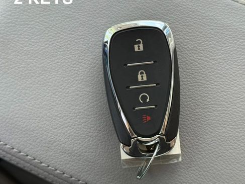 Used 2019 Chevrolet Bolt Premier w/ Infotainment Package image 22