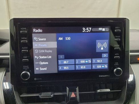 Used 2021 Toyota Corolla SE image 25