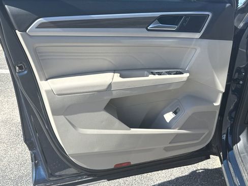 Used 2022 Volkswagen Atlas SEL image 10