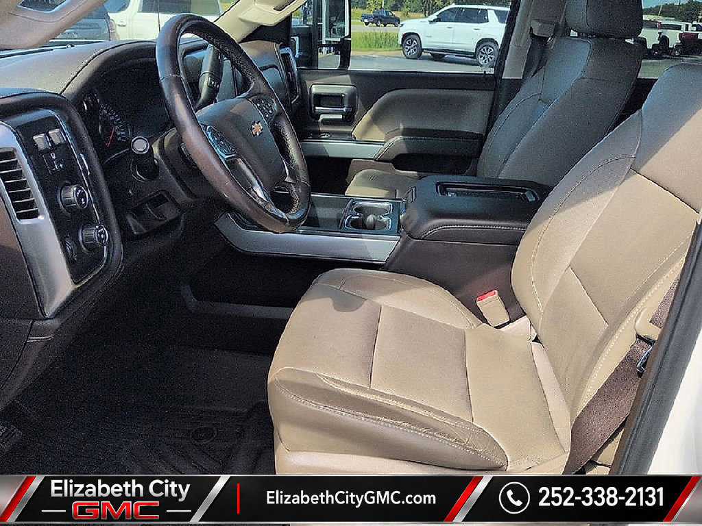 Used 2019 Chevrolet Silverado 2500 LTZ w/ Duramax Plus Package AWD/4WD image 17