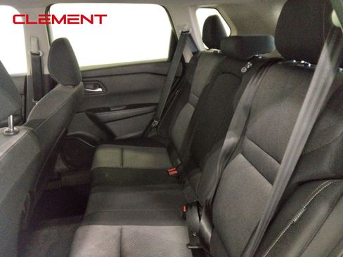 Used 2024 Nissan Rogue SV image 29