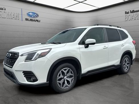 Used 2023 Subaru Forester Premium AWD/4WD image 10