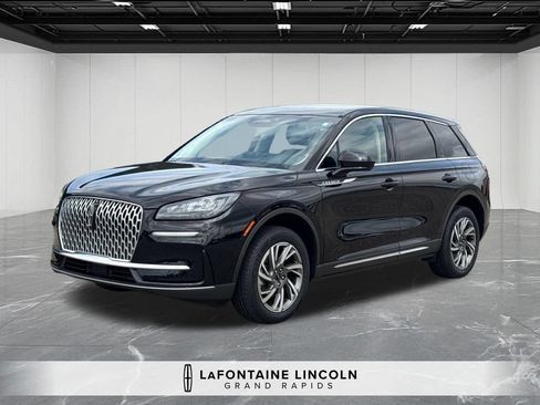 Certified 2024 Lincoln Corsair AWD image 10