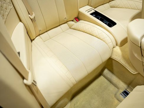 Used 2020 Bentley Continental GT V8 image 36