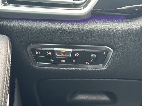 Used 2020 BMW X5 M50i w/ Executive Package image 31