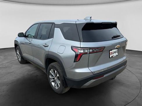 Used 2025 Chevrolet Equinox LT AWD/4WD image 8