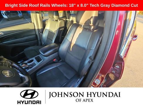 Used 2020 Jeep Grand Cherokee Laredo w/ Laredo X Package image 27