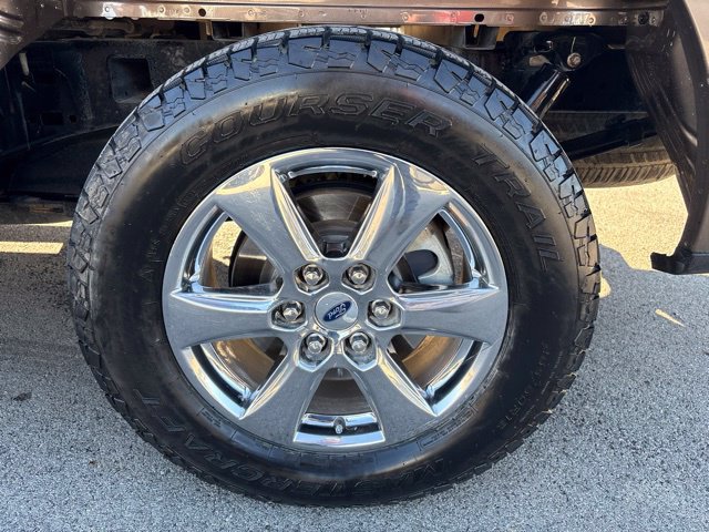 Used 2019 Ford F150 XLT w/ Equipment Group 301A Mid RWD image 10