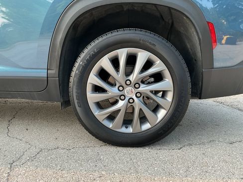 Used 2025 Buick Enclave Preferred FWD image 10
