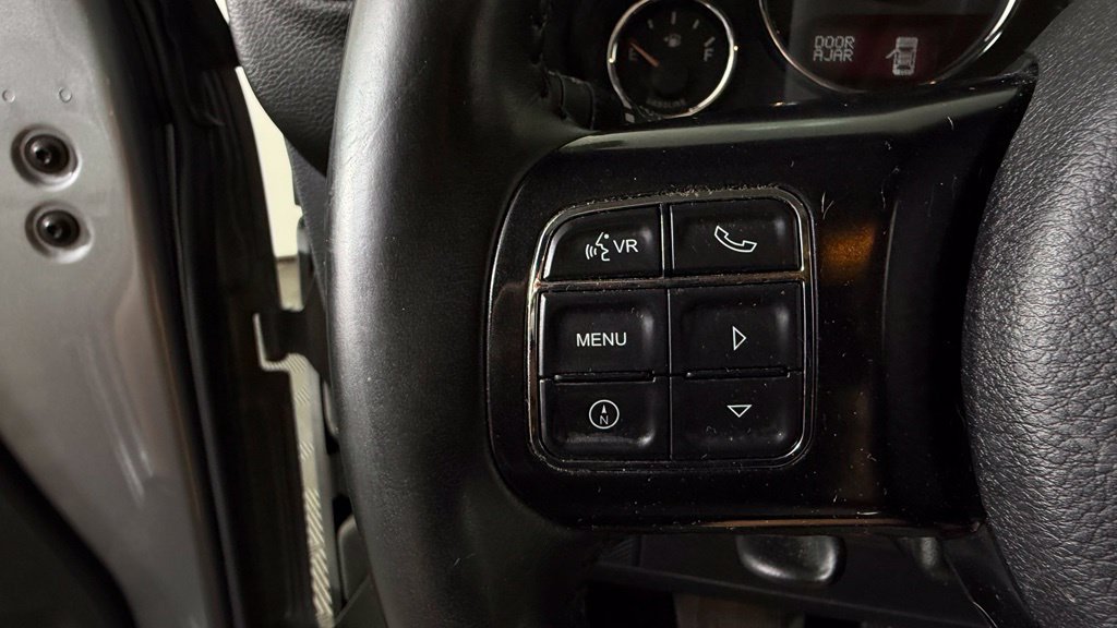 Used 2017 Jeep Wrangler Unlimited Rubicon AWD/4WD image 18