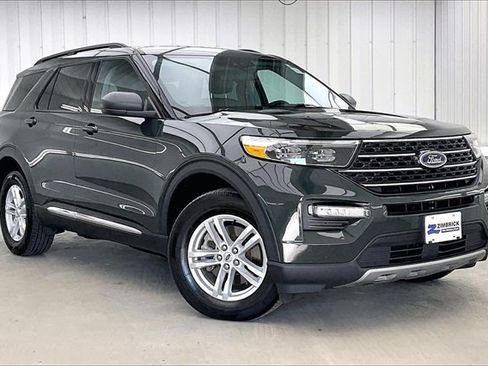 Used 2023 Ford Explorer XLT w/ Equipment Group 202A image 1