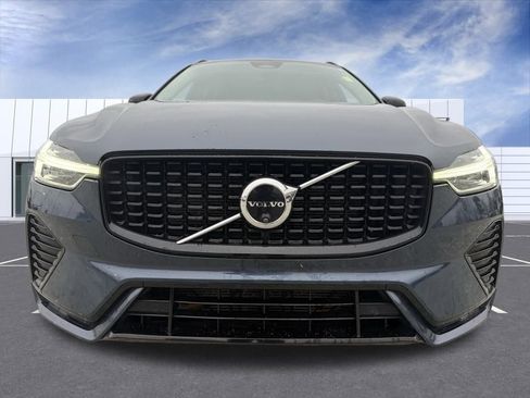 Used 2024 Volvo XC60 B5 Plus image 7