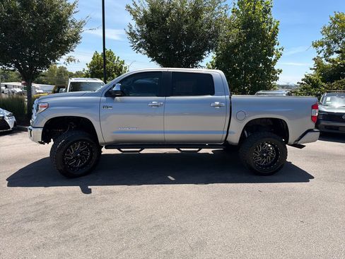 Used 2018 Toyota Tundra Limited w/ Limited Premium Package AWD/4WD image 5