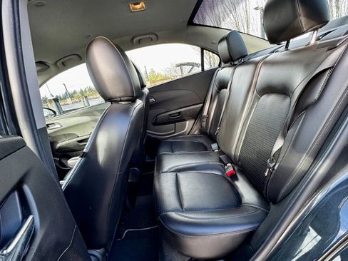 Used 2017 Chevrolet Sonic Premier image 10