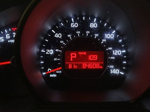 Used 2019 Kia Soul FWD image 23