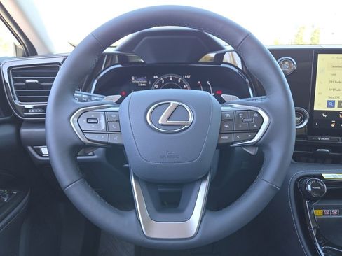 New 2026 Lexus NX 350 AWD image 37
