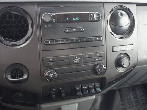 Used 2012 Ford F550 XL image 6