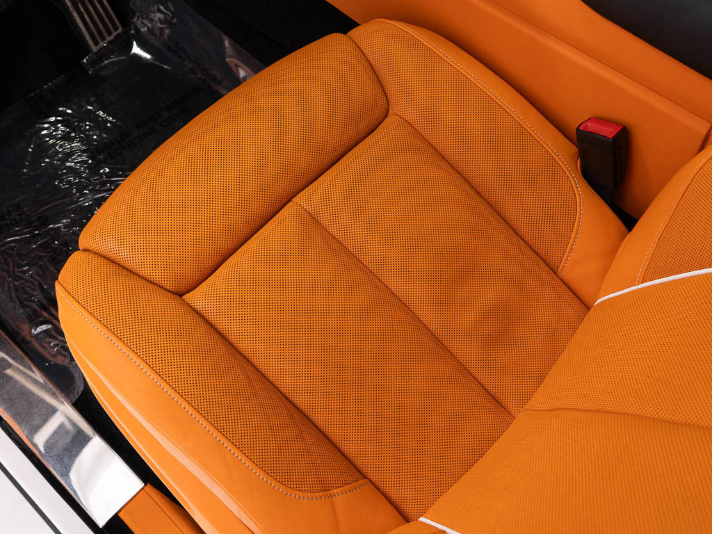 Certified 2023 Rolls-Royce Cullinan AWD/4WD image 19