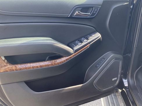 Used 2020 Chevrolet Tahoe Premier w/ Premier Plus Edition image 18