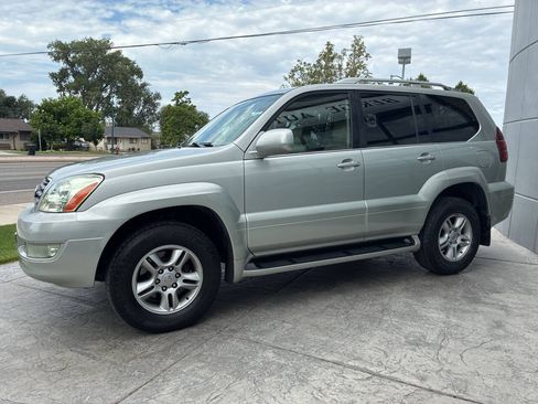 Used 2003 Lexus GX 470 AWD/4WD image 4