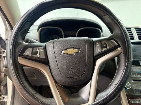 Used 2013 Chevrolet Malibu LT FWD image 11
