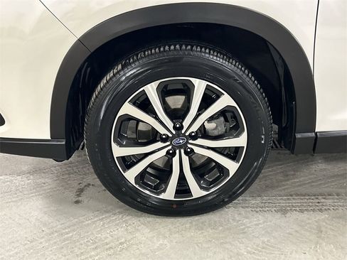 Certified 2023 Subaru Forester Limited image 10