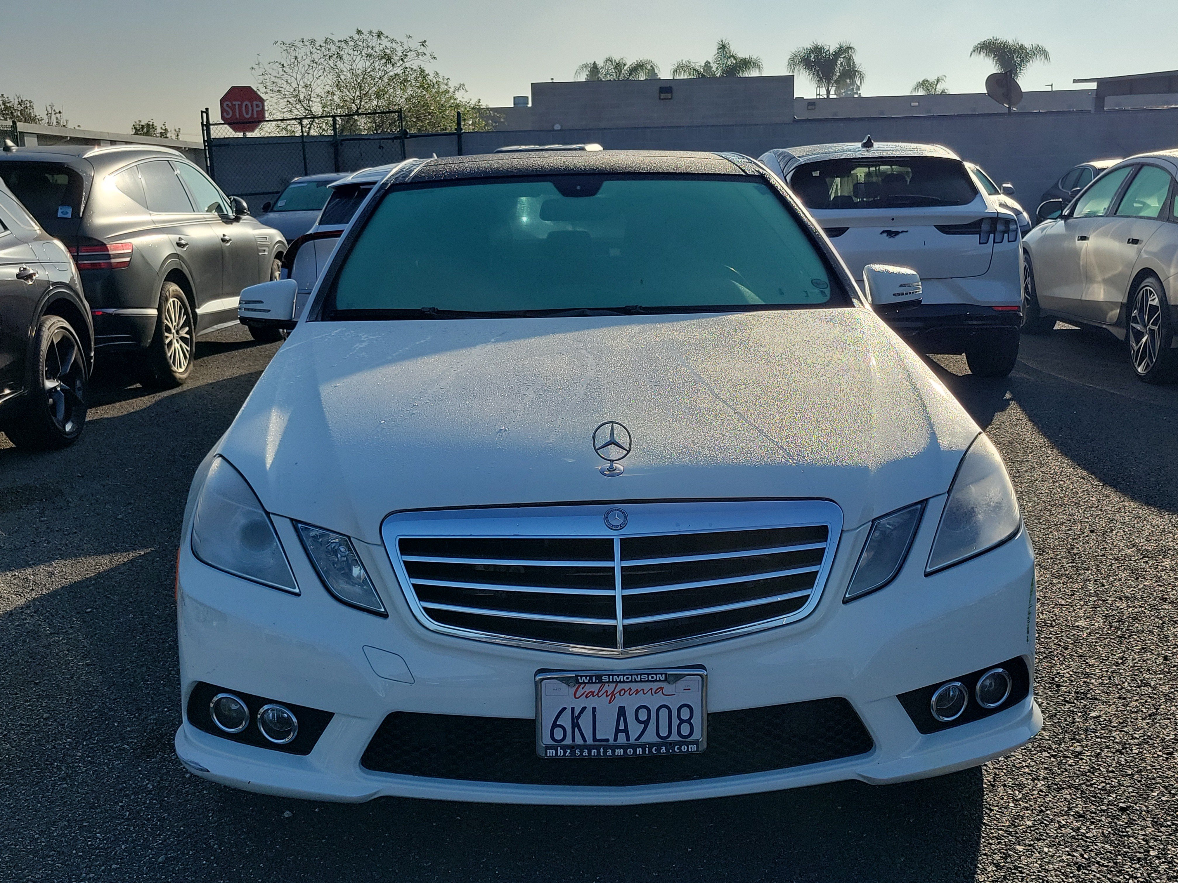 Used 2010 Mercedes-Benz E 550 Sedan image 2