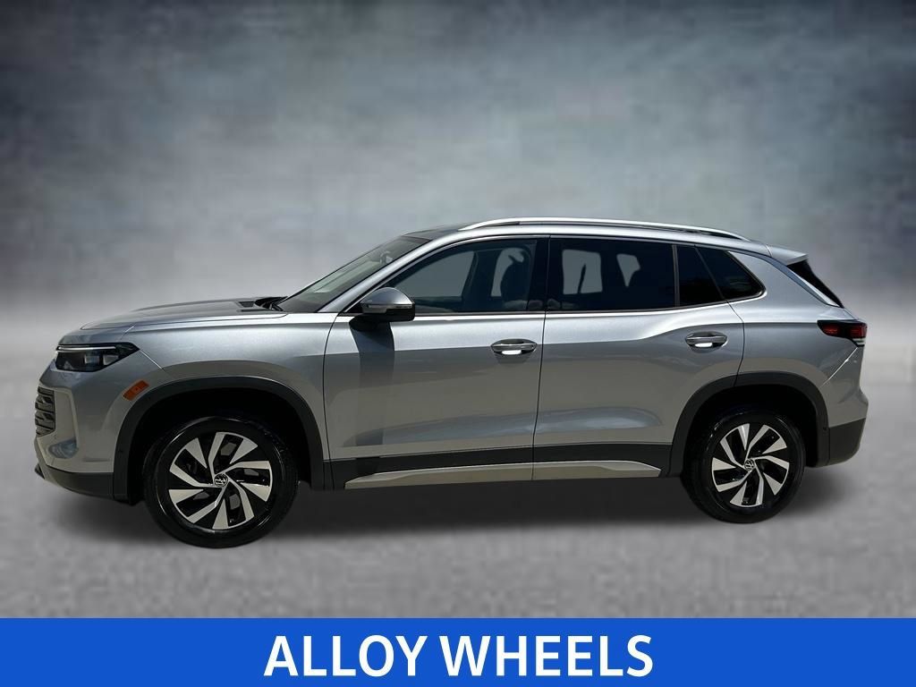 Certified 2026 Volkswagen Tiguan S AWD/4WD image 3
