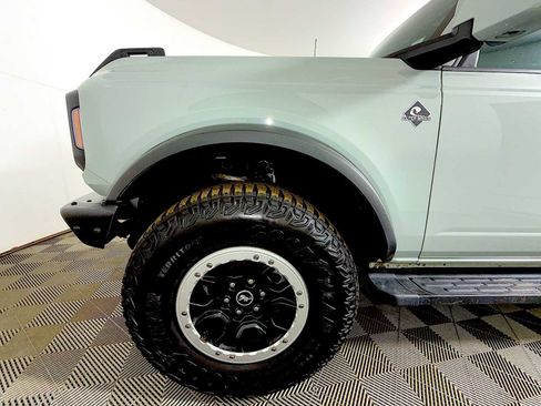 Used 2022 Ford Bronco Outer Banks w/ Sasquatch Package AWD/4WD image 8