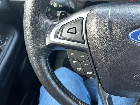 Used 2022 Ford Edge SEL w/ Convenience Package image 23