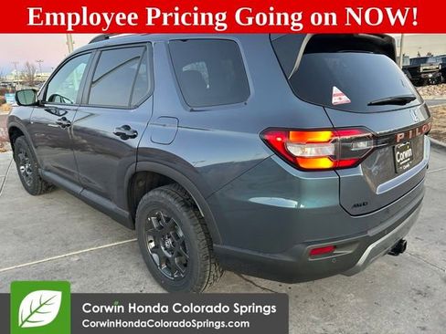 New 2026 Honda Pilot TrailSport image 7