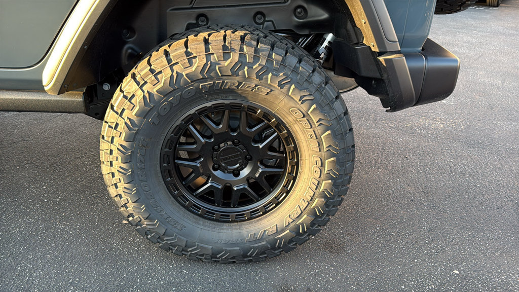 Used 2026 Jeep Wrangler Unlimited Sport AWD/4WD image 6
