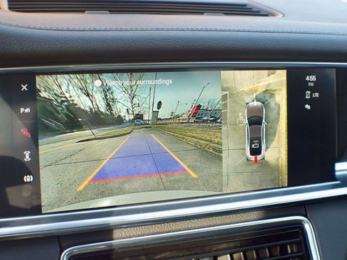 Used 2023 Porsche Panamera 4 Platinum Edition w/ Assistance Package image 29