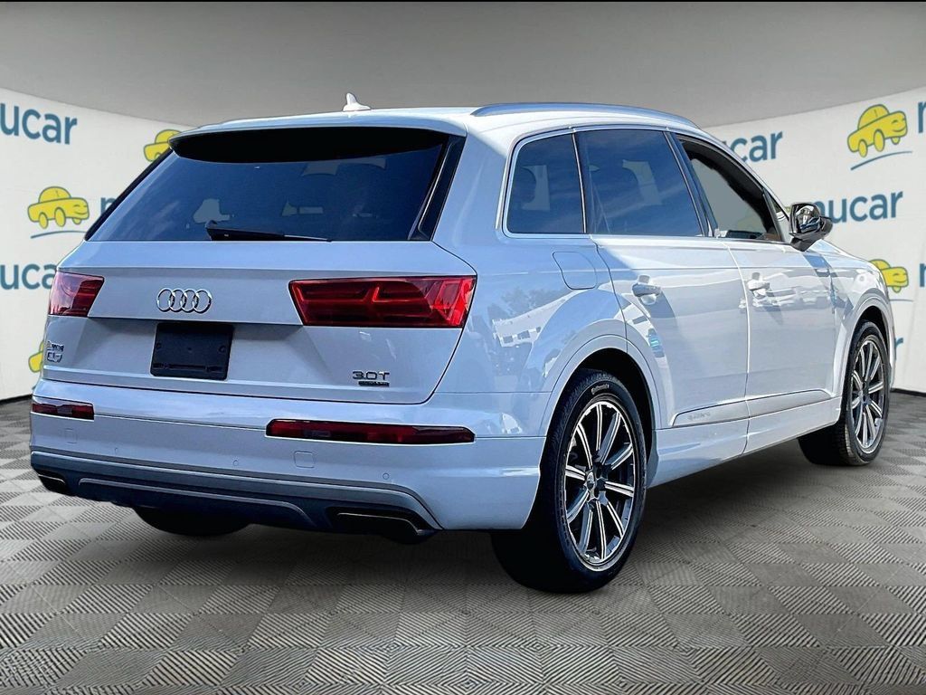 Used 2018 Audi Q7 3.0T Premium Plus w/ Premium Plus Package AWD/4WD image 6