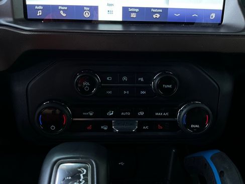 Used 2023 Ford Bronco Outer Banks image 28