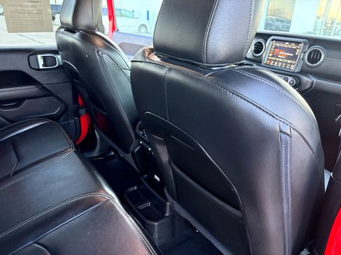 Used 2023 Jeep Wrangler Sahara image 51