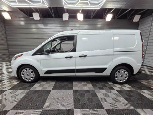 Used 2020 Ford Transit Connect XLT FWD image 8