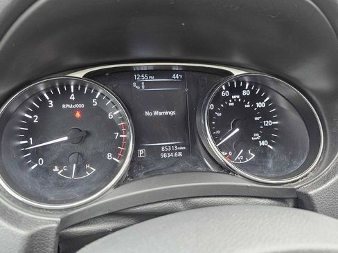 Used 2016 Nissan Rogue SL w/ SL Premium Package image 31