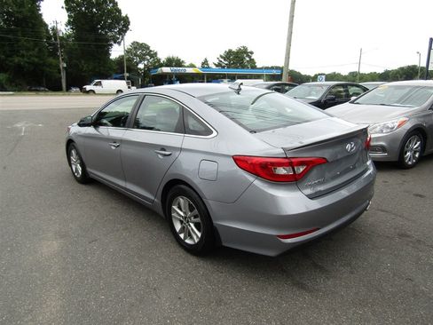 Used 2016 Hyundai Sonata SE FWD image 5