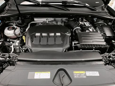 Used 2023 Audi Q3 2.0T Premium w/ Convenience Package image 29