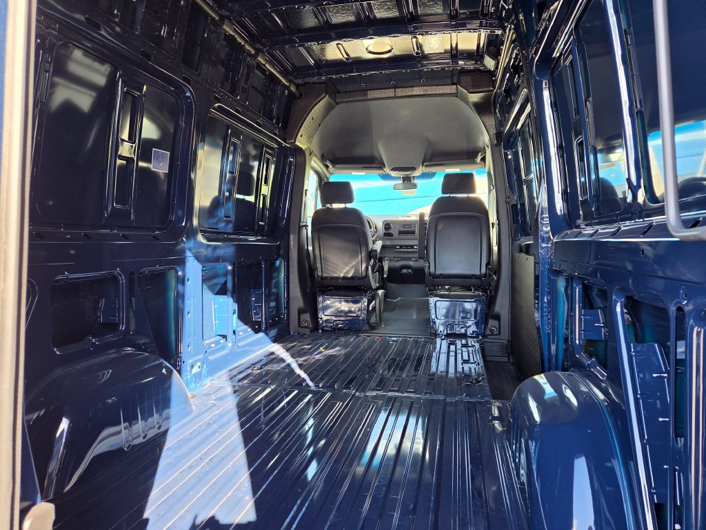 Used 2026 Mercedes-Benz Sprinter 2500 image 18