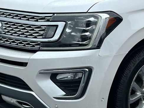 Used 2019 Ford Expedition Platinum AWD/4WD image 12