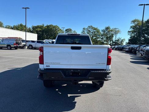 Used 2024 Chevrolet Silverado 2500 Custom w/ Custom Value Package AWD/4WD image 5